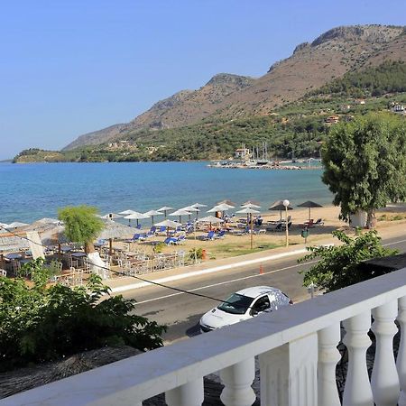 Chrispy Apartments Sivota  Bilik gambar