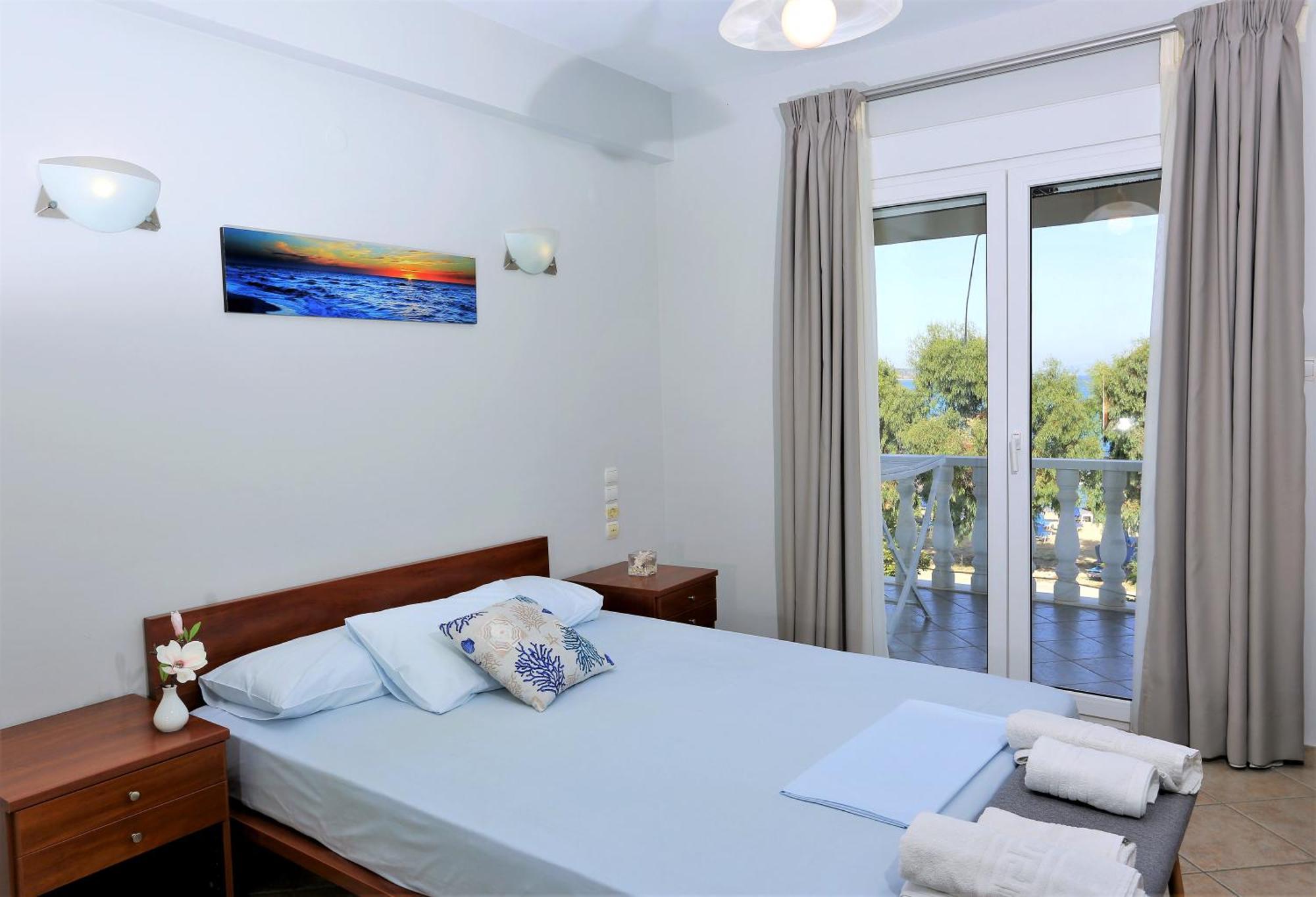 Chrispy Apartments Sivota  Bilik gambar
